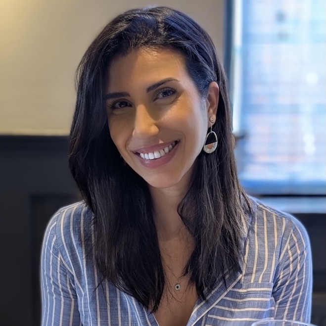 Carolina, who runs the cleaners, the clients and the day to day at Handpicked